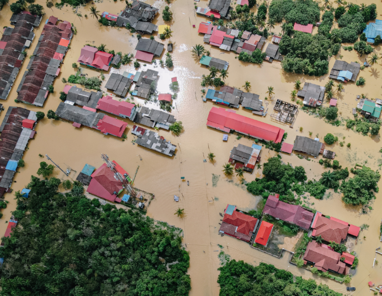 Situação de enchentes no Rio Grande do Sul : Como ajudar e promover a solidariedade